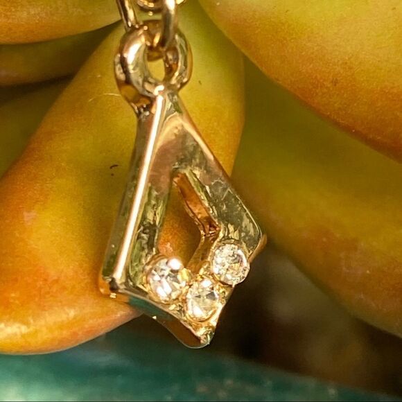 bebe Statement Necklace - Picture 5 of 8